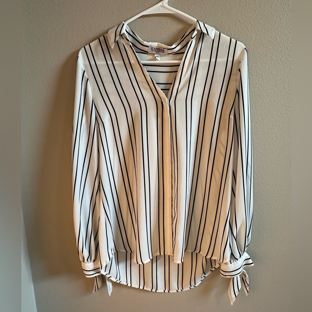 Express Stripped Pullover